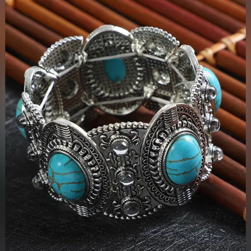 Silver Plated Synthetic Gemstone Mosaic Inlaid Vtg.Boho Chunky Bangle Bracelet